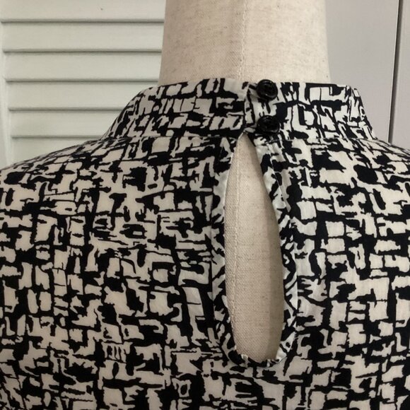 Kate Spade Reade Tie Neck Patterned Blouse in Black/White Size 6 - Picture 15 of 16